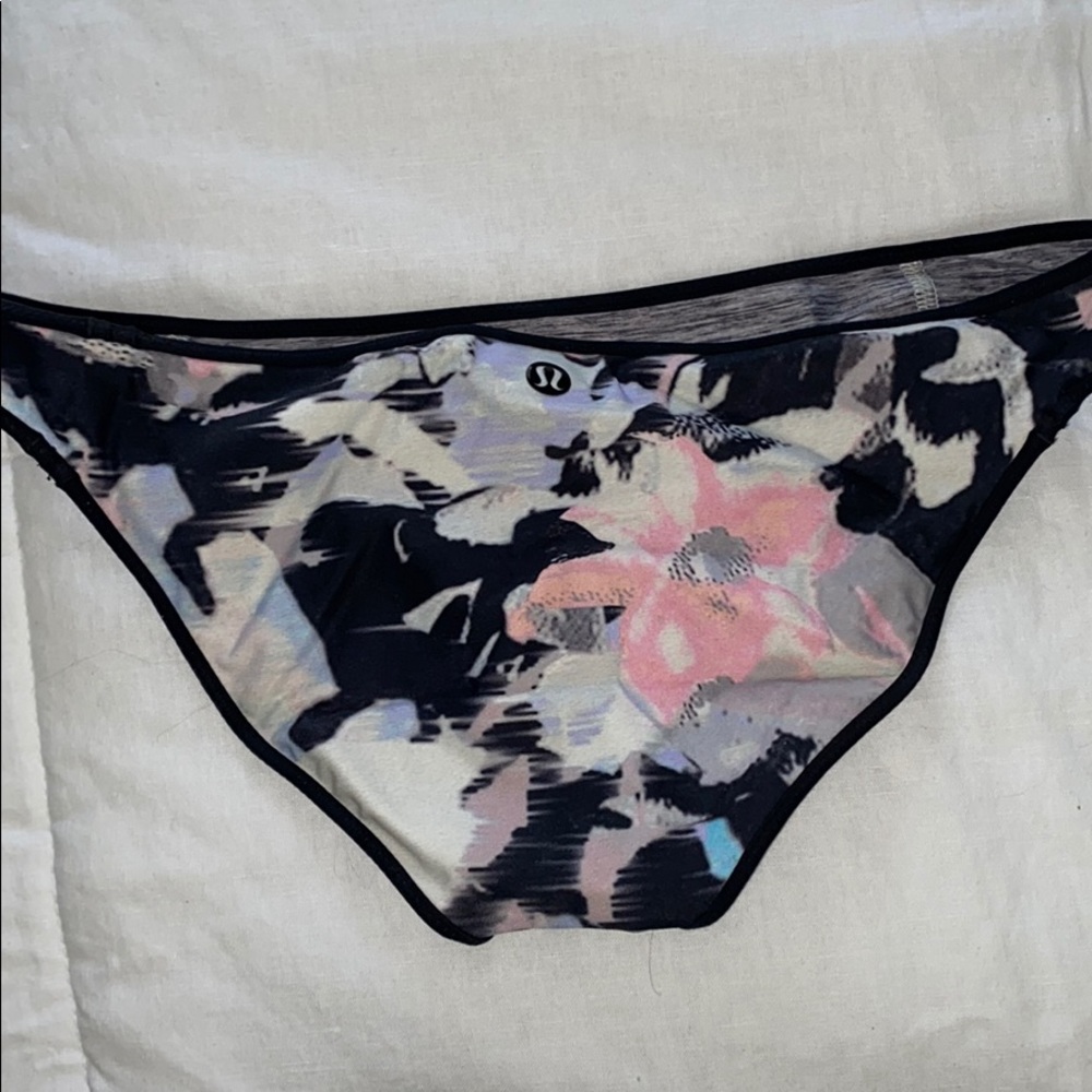 lululemon reversible swim bottoms